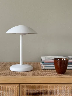 Basic u0026 More Bordlampe i Hvid CALVIN (19,5x28,5cm)> Julegaver Til Hende|Bordlamper