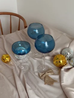 Basic u0026 More Cocktail Glas AILEEN Blå m. Transparent Stem><noscript><img width=