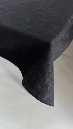 Basic u0026 More Dug i Jacquard METTE (140x270cm) Sort> Duge