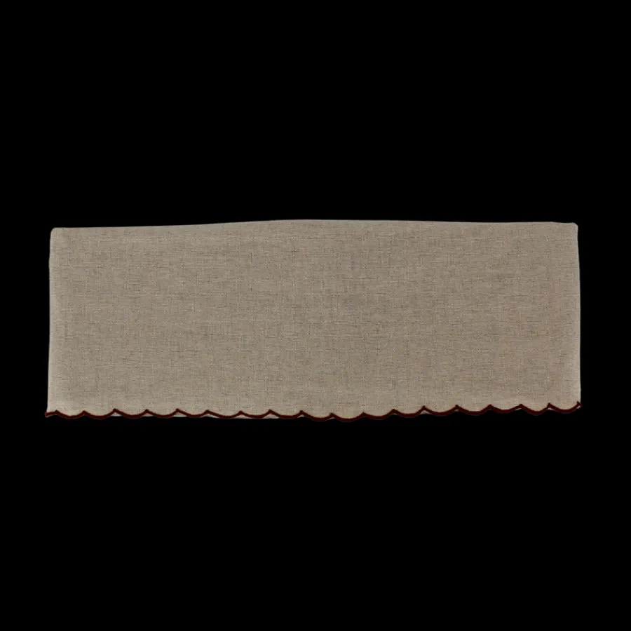 Basic u0026 More Dug m. Rød Broderi Kant (140x270cm)> Borddækning Til Jul|Duge