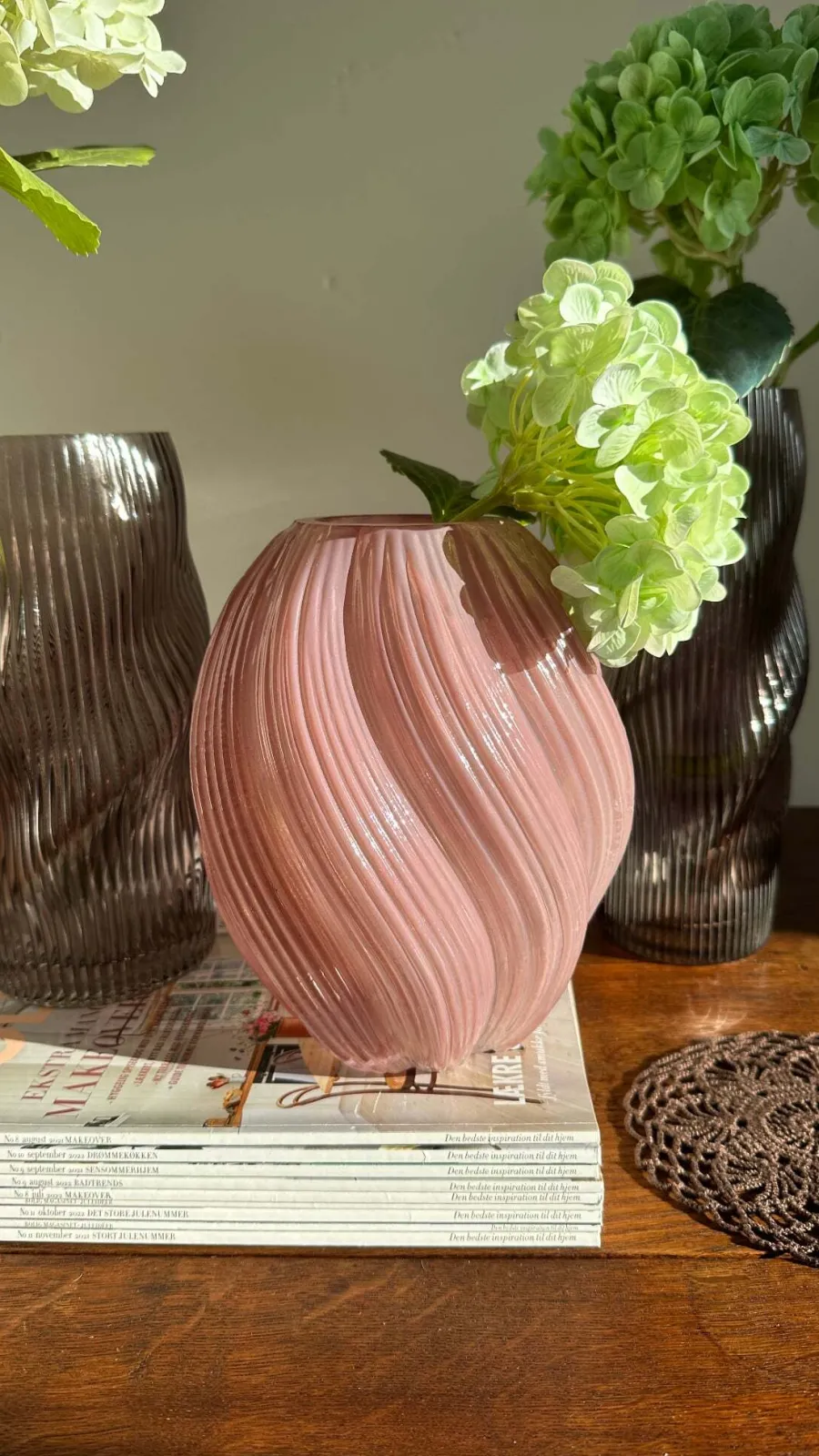 Basic u0026 More Glas Vase ANJO (H 30cm) Grå> Julegaver Til Hende|Vaser & Krukker