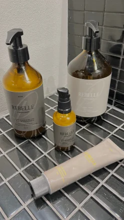 Rebelle Copenhagen Hånd Cleaning Gel m/ B5 Provitamin Noir 300 ml> Julegaver Til Hende|Personlig Pleje