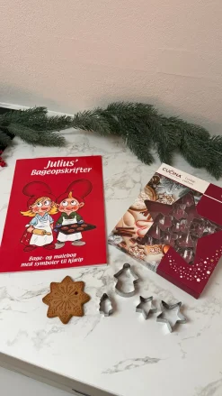 Ukendt Julius Bage- og Malebog 28 sider><noscript><img width=