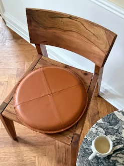 Basic u0026 More Rund Skindpude. Cognac><noscript><img width=